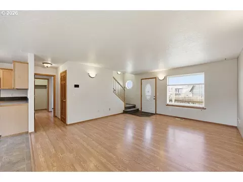 Living - 196 S 72nd St, Springfield, OR 97478 photo 3 of 6
