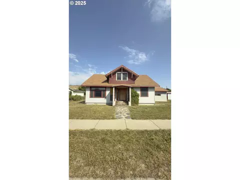 1050 Elm St, Baker City, OR 97814