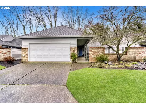 7325 SW Lakeside Dr, Wilsonville, OR 97070