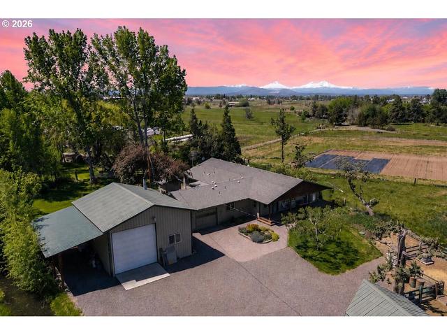1350 NE Yucca Ave, Redmond, OR 97756