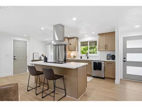 Kitchen - 2453 37th St, Springfield, OR 97477 photo 1 of 6