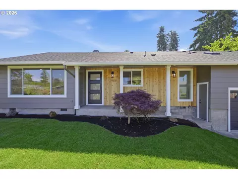 Exterior - 2453 37th St, Springfield, OR 97477 photo 4 of 13