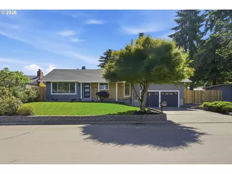Exterior - 2453 37th St, Springfield, OR 97477 photo 2 of 13