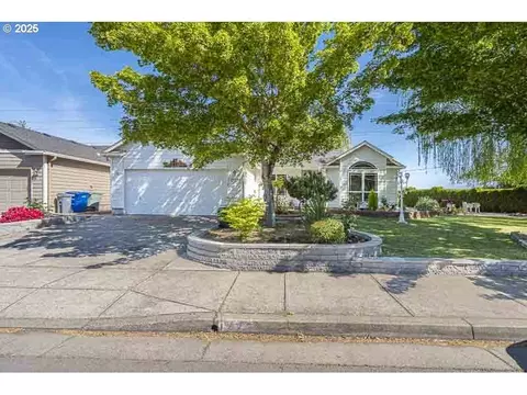 1227 Trent Ave, Keizer, OR 97303