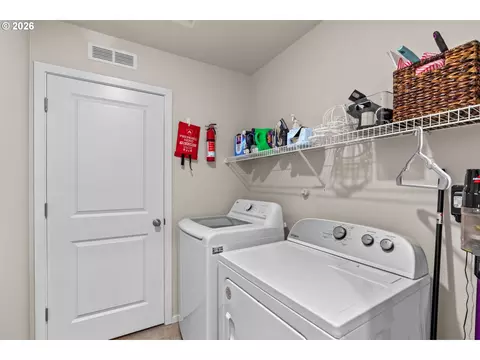 2678 26th Loop, Springfield, OR 97477 photo 26