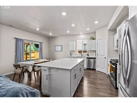 2678 26th Loop, Springfield, OR 97477 photo 13