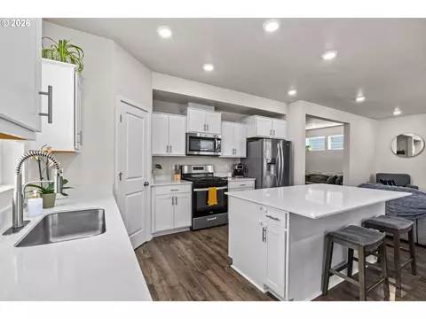 2678 26th Loop, Springfield, OR 97477 photo 16