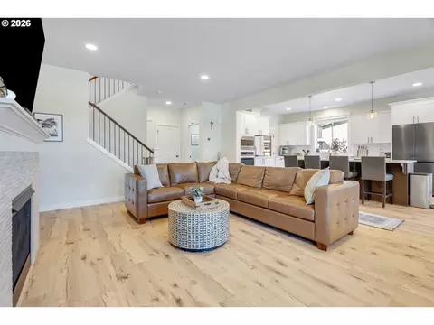 Living - 2945 S Jasper Dr, Cornelius, OR 97113 photo 1 of 1