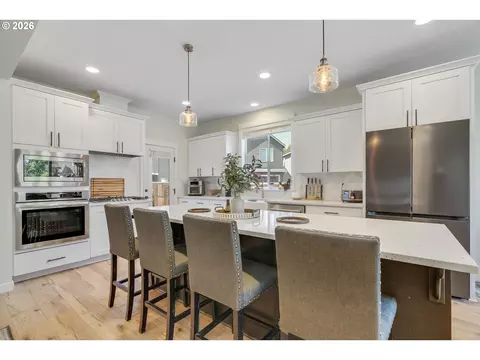 Kitchen - 2945 S Jasper Dr, Cornelius, OR 97113 photo 1 of 5