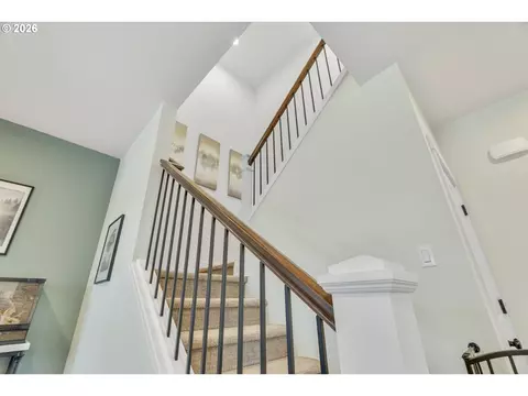 Entry Way - 2945 S Jasper Dr, Cornelius, OR 97113 photo 2 of 4
