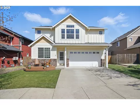 252 SE Condor Dr, Gresham, OR 97080
