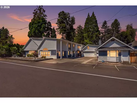 211 Sunset Ave, Keizer, OR 97303