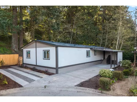 16000 SE Powell Blvd #34, Portland, OR 97236
