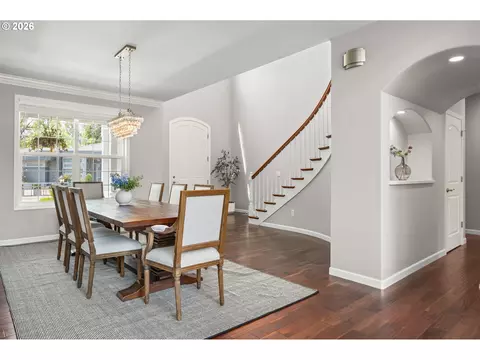 Dining - 3217 Boardwalk Ave, Eugene, OR 97401 photo 2 of 2