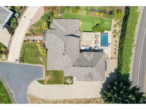 View/Area - 3217 Boardwalk Ave, Eugene, OR 97401 photo 2 of 3