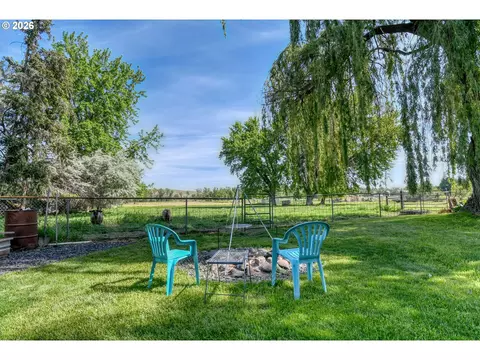 Exterior - 73561 Williams Ln, Pendleton, OR 97801 photo 7 of 13
