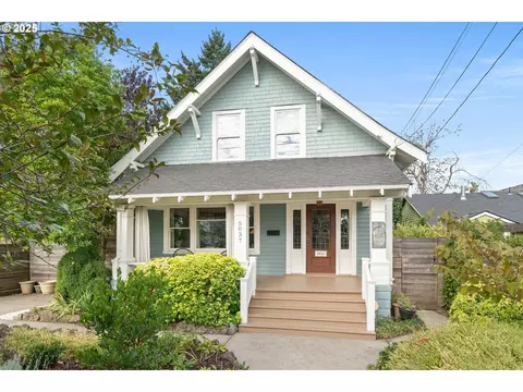 5037 NE 16th Ave, Portland, OR 97211