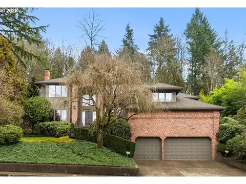 2944 Vale Ct, Lake Oswego, OR 97034