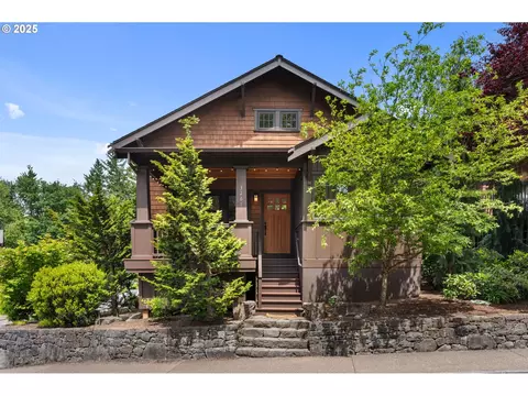3261 NW Skyline Blvd, Portland, OR 97229