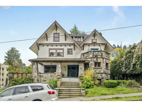 2566 NW Lovejoy St #6, Portland, OR 97210