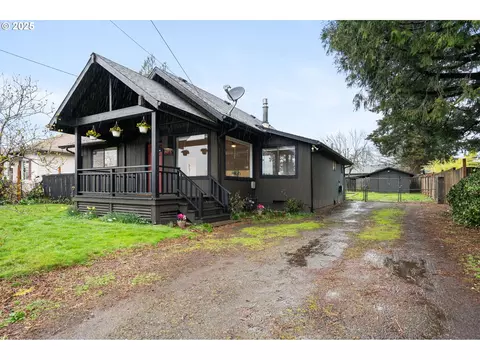 9615 SE Cora St, Portland, OR 97266