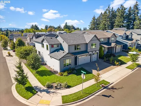 View/Area - 703 N 34th Ter, Hillsboro, OR 97124 photo 1 of 3