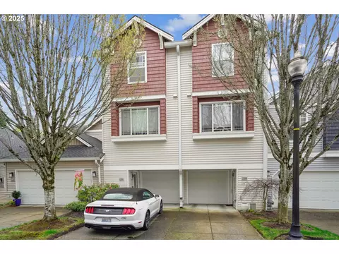 8823 NE 17th St NE, Vancouver, WA 98664