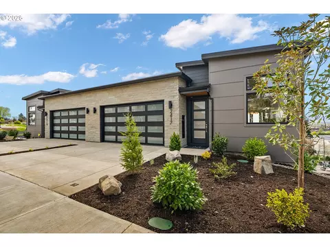 2413 E 6th St, Vancouver, WA 98661