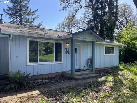 321 NW Willamina Dr, Willamina, OR 97396