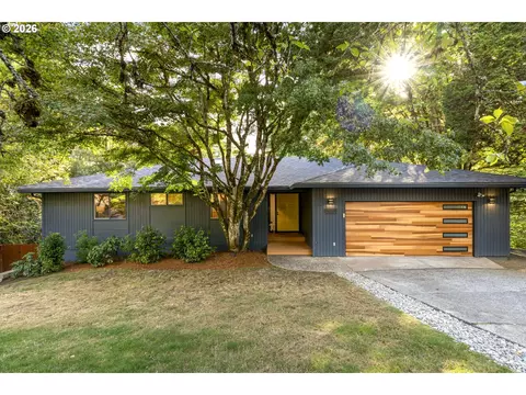 12 Da Vinci St, Lake Oswego, OR 97035