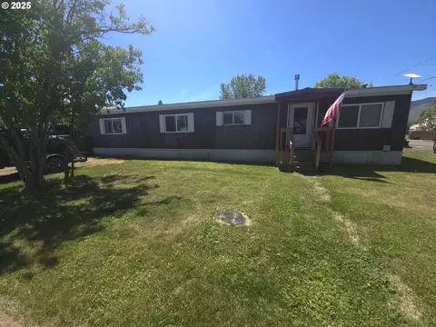 384 W Iowa St, Union, OR 97883