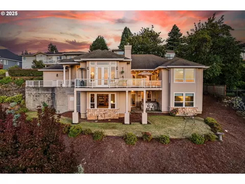 7761 SW Millerglen Dr, Beaverton, OR 97007