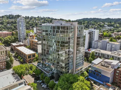 1221 SW 10th Ave #1510, Portland, OR 97205