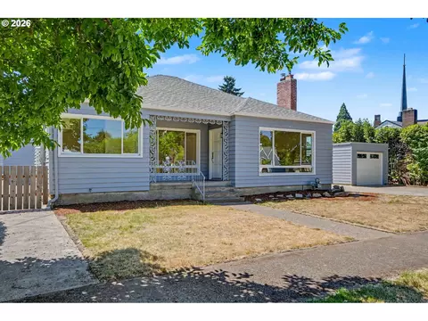 1090 Donna Ave, Salem, OR 97301