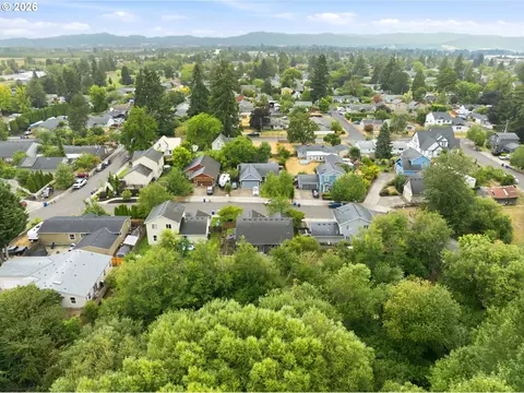 642 S 13th Ave, Cornelius, OR 97113 photo 10