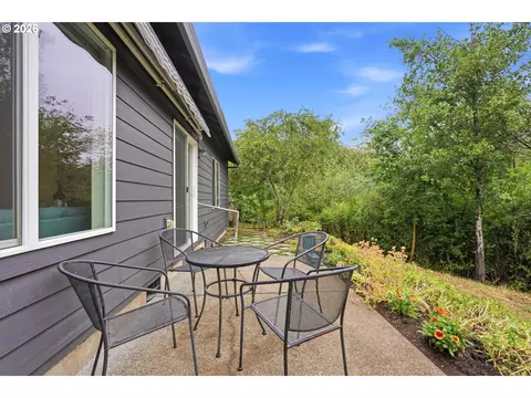 642 S 13th Ave, Cornelius, OR 97113 photo 16