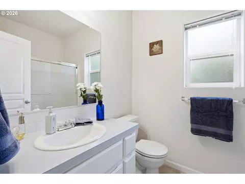 642 S 13th Ave, Cornelius, OR 97113 photo 36