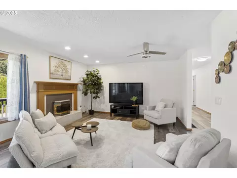Other - 23851 Schultz Rd NE, Aurora, OR 97002 photo 3 of 9