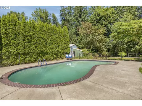 Exterior - 23851 Schultz Rd NE, Aurora, OR 97002 photo 6 of 8
