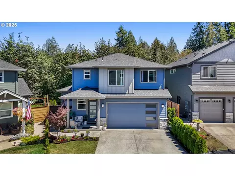 1066 NE Regan Hill Loop, Estacada, OR 97023