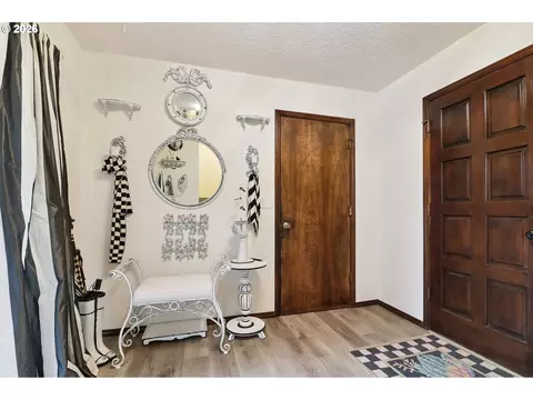 Entry Way - 1859 SW Angeline Ave, Gresham, OR 97080 photo 1 of 1
