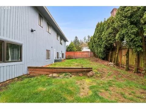 Exterior - 1859 SW Angeline Ave, Gresham, OR 97080 photo 4 of 4