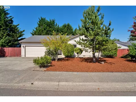 3925 Munsel Creek Dr, Florence, OR 97439