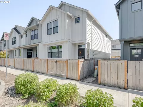 509 NE 72nd St, Vancouver, WA 98665