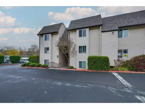 200 SW Florence Ave #D12, Gresham, OR 97080