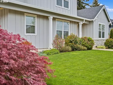 Exterior - 38005 Juniper St, Sandy, OR 97055 photo 5 of 8