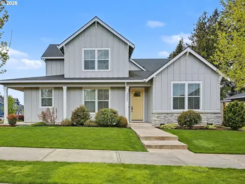 Exterior - 38005 Juniper St, Sandy, OR 97055 photo 2 of 8