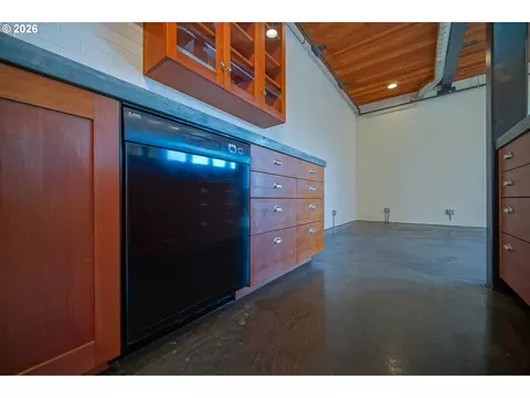 Kitchen - 321 Mill St #5, Eugene, OR 97401 photo 10 of 10