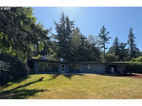 3010 Neslo Ln, Eugene, OR 97405