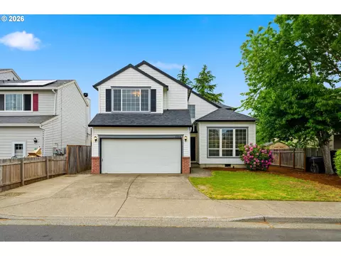 2346 N Irvine St, Cornelius, OR 97113